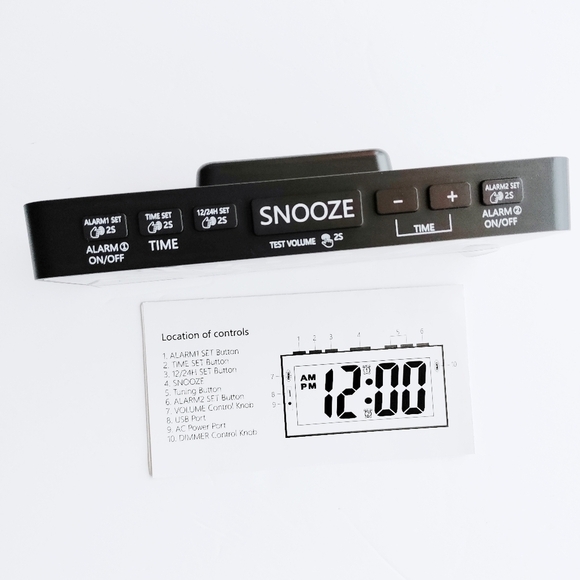 DUAL ALARM CLOCK Digital 24HR USB Charger Large Display Dimmable New - Picture 5 of 12